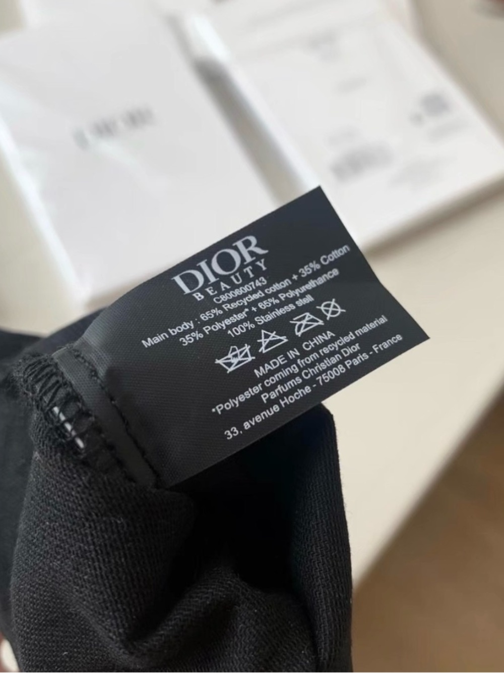 Dior Beauty Black Quilted Card Holder Compact Mirror Storage Set w/ 3M Adhesive - Picture 6 of 6